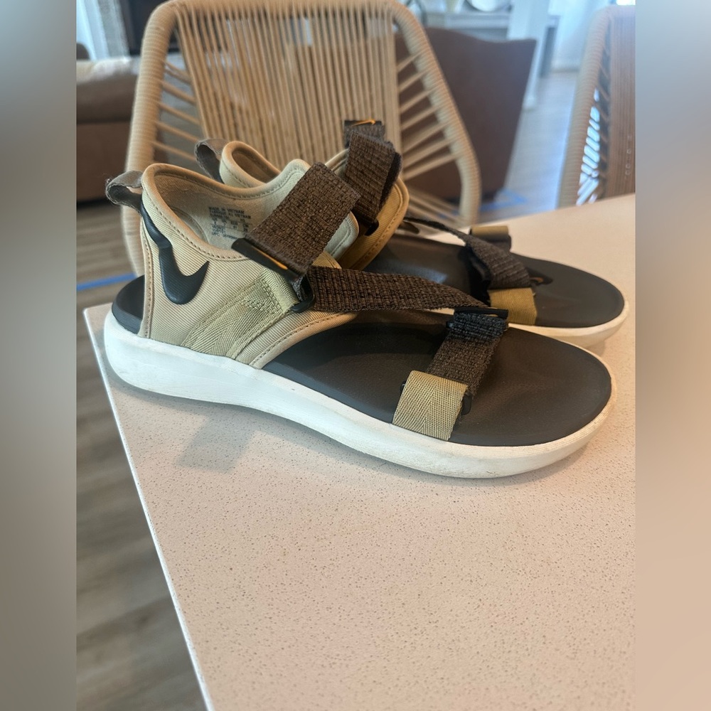Mens Size 8